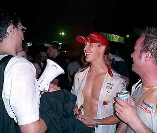 xbo_031012_schumi_rubinho_party.jpg