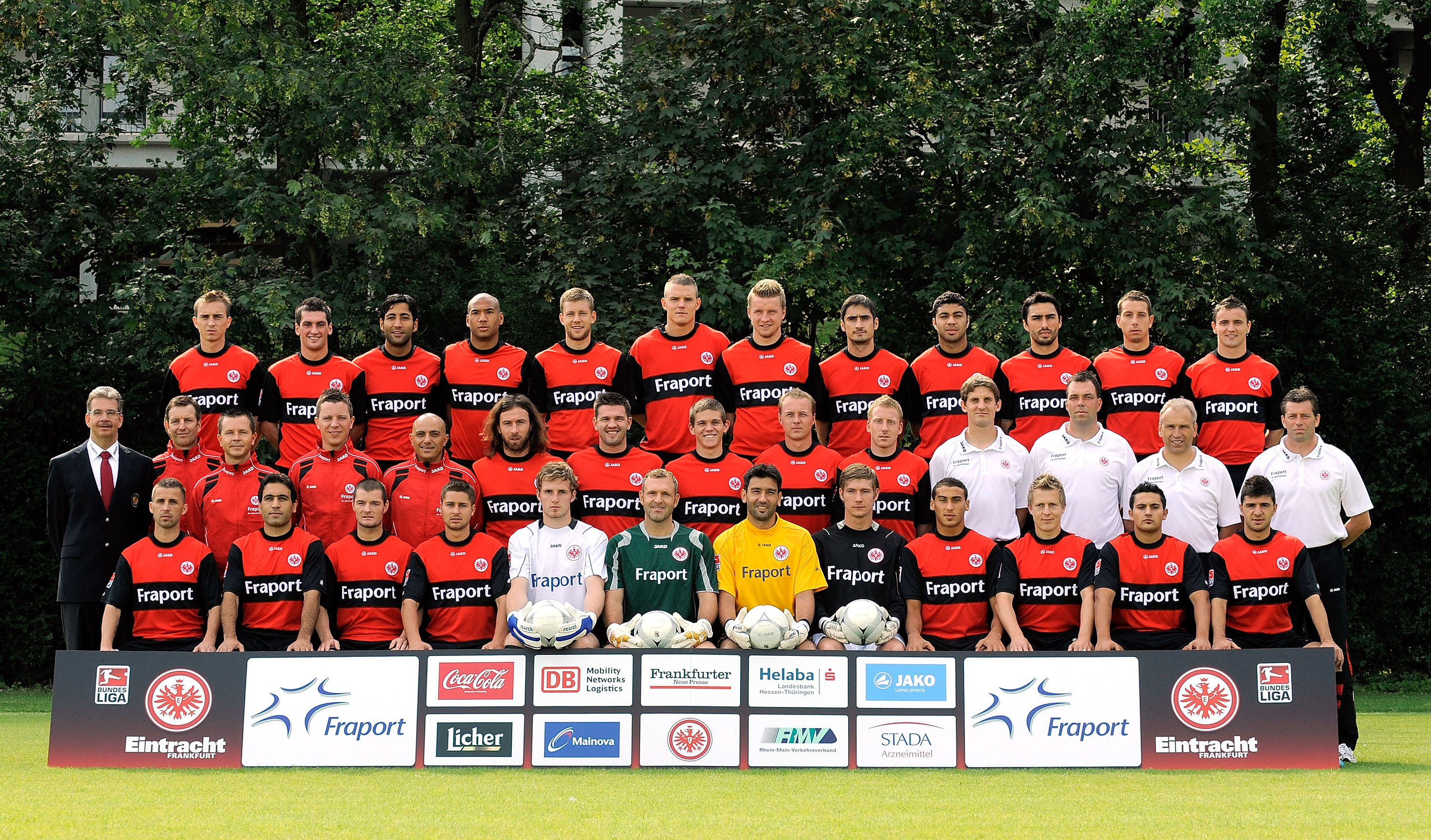 Eintracht Frankfurt first team, Eintracht Frankfurt team players, Photos of Eintracht Frankfurt , Eintracht Frankfurt team photo, Footbal Club Photo