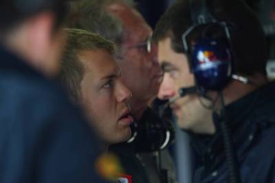 1. Freies Training: Vettel im Pech