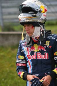 1. Freies Training: Vettel im Pech